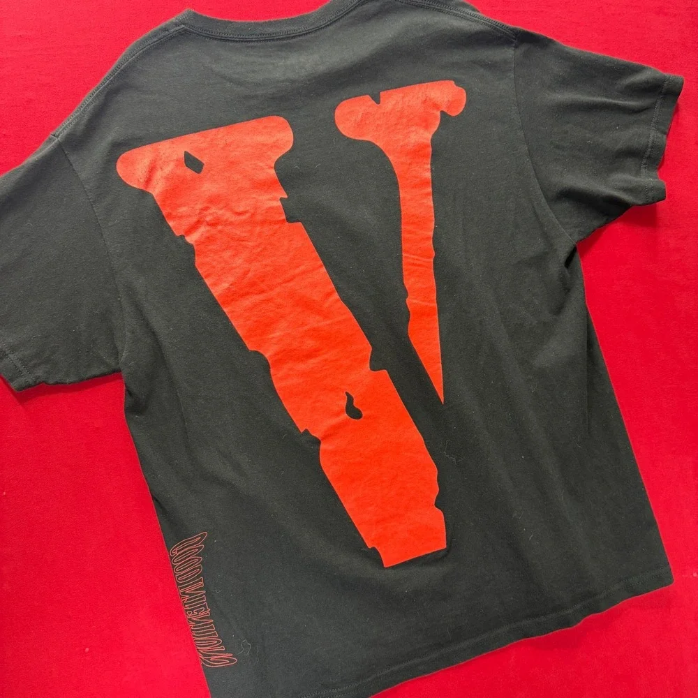 VLONE nav good